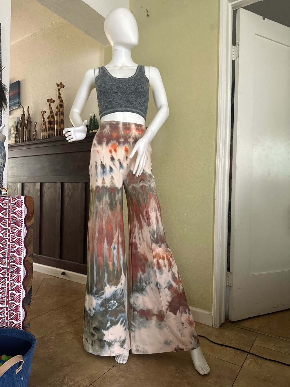 Tie-Dye Wide Leg Pants in Multicolor - Women's Wide Leg
